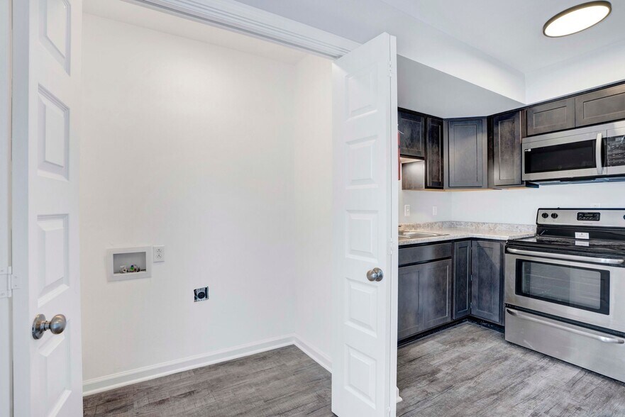 Building Photo - 1108 Pembroke Oak Grove Rd