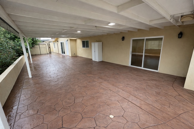 Building Photo - North Hollywood 4BR/3BA Home with Gated Entry and Private Yard