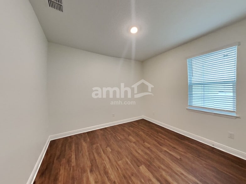 Building Photo - 6326 Emerald Hls Wy