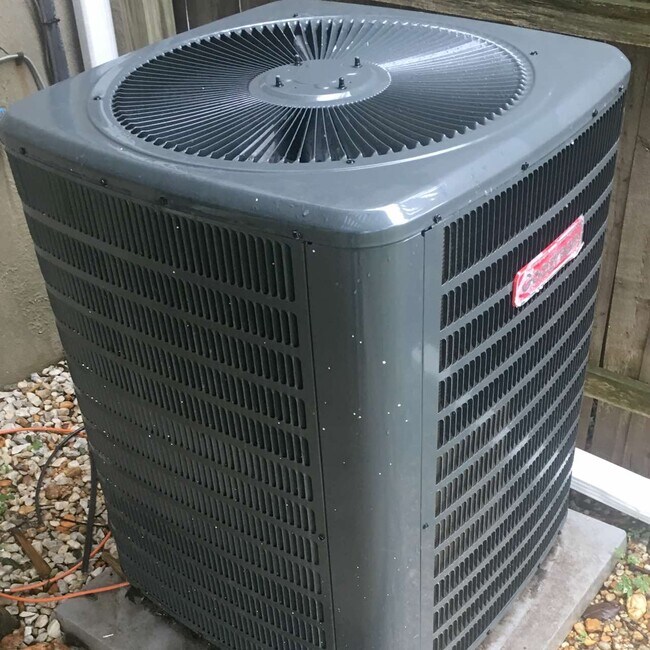 Building Photo - 21 Kirwin Ct