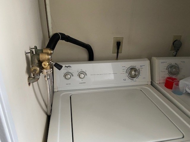 Building Photo - 20 Janet Cir