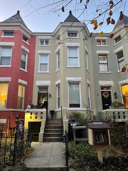 Primary Photo - 140 Tennessee Ave NE