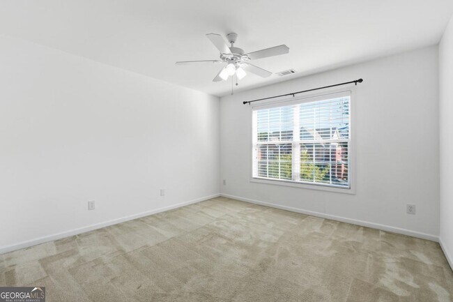 Building Photo - 903 Misty View Ct SW