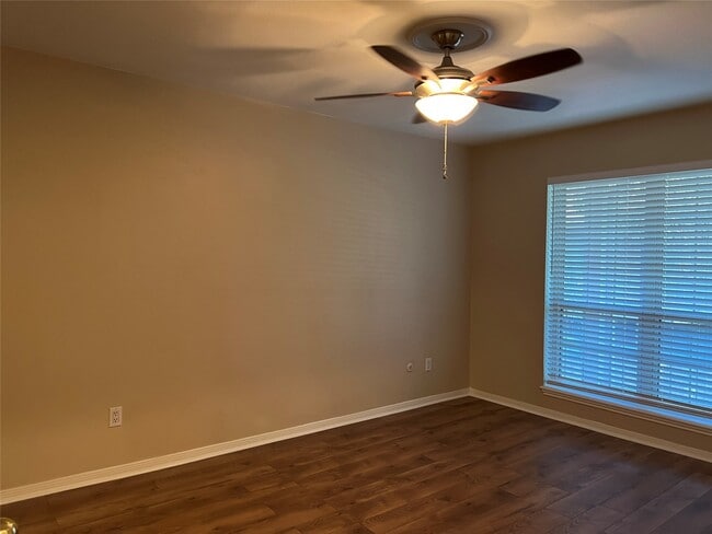 Building Photo - 837 Wax Myrtle Ln