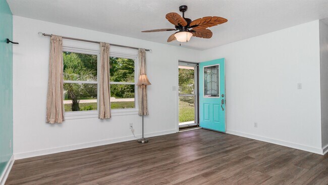 Building Photo - 4070 Long Line Ln