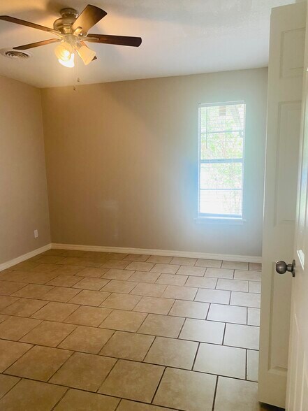 Bedroom #3 - 823 Hardy Springs Cir