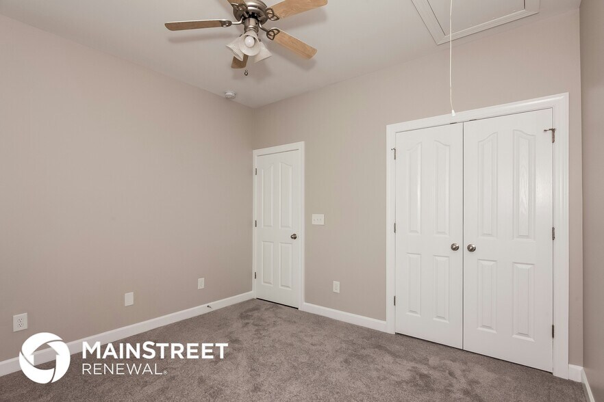 Building Photo - 2873 Island Point Dr NW