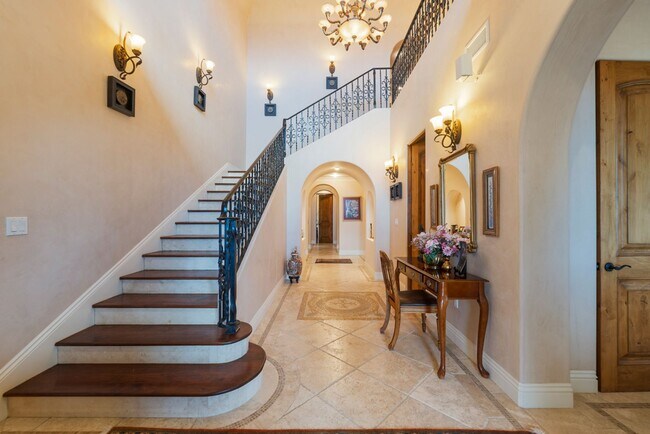 Building Photo - Gorgeous 5 Bedroom Home with sweeping view...