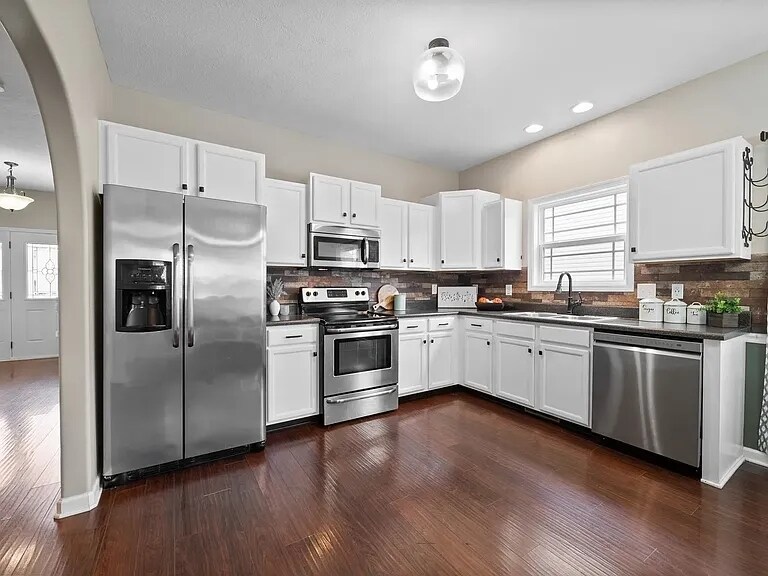 Building Photo - 3778 Gray Fox Dr