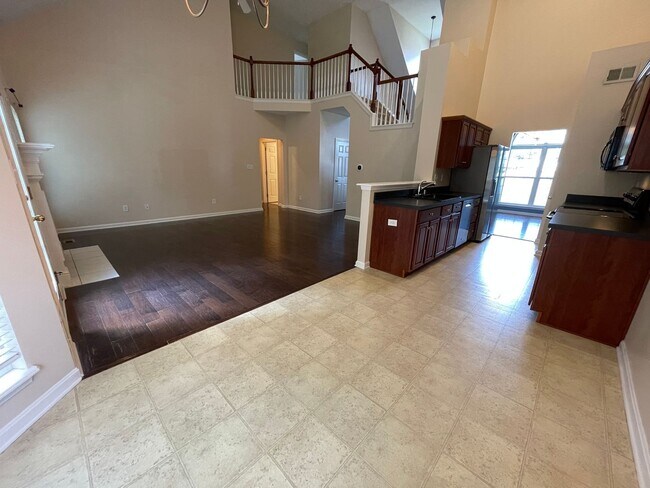 Building Photo - Amazing Home East Jefferson Co For Lease