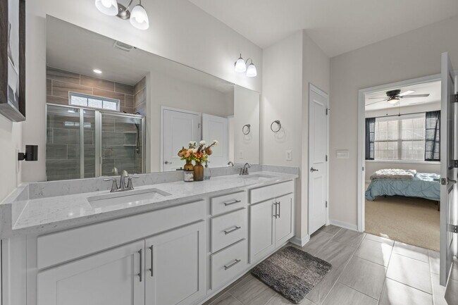 Building Photo - 5016 Cinnamon Run