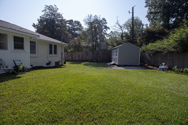 Building Photo - 4112 Spring Hill Road