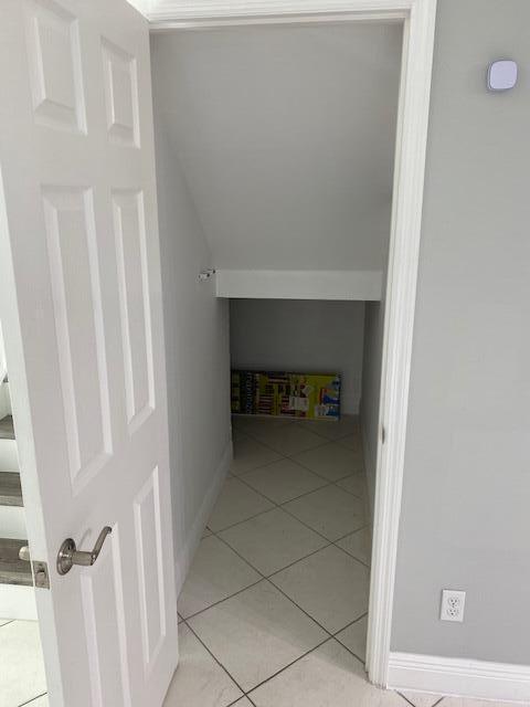 Building Photo - 1212 Vista Oaks Cir NE