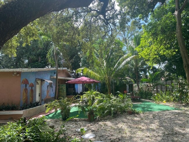 Building Photo - 1760 NE 144th St