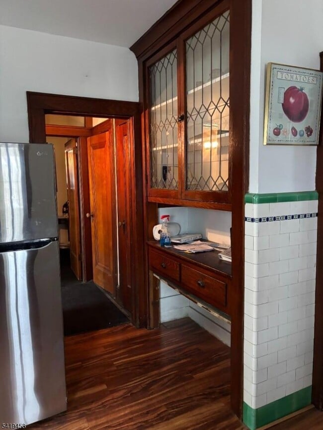 Building Photo - 2074 Stowe St