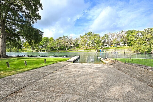 Building Photo - 1131 River Rock