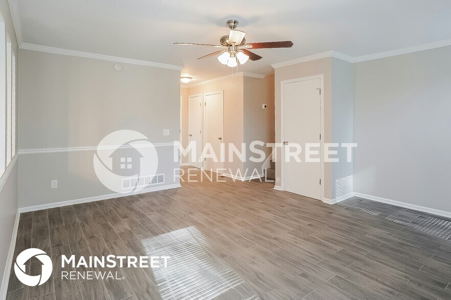Building Photo - 3203 Plymouth Rock Dr