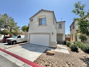 Building Photo - THIS IS A CHARMING TWO-STORY NORTH LAS VEG...