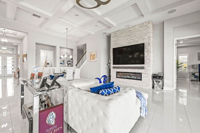 Building Photo - 11014 Rustic Timber Lp