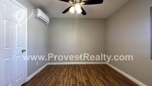 Building Photo - 16028 Venango Rd