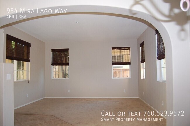 Building Photo - 954 Mira Lago Way