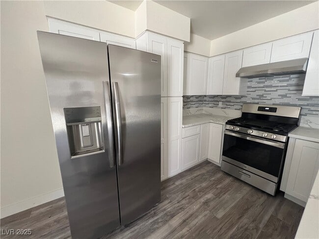 Building Photo - 2805 Willow Wind