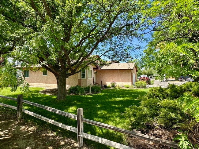 Building Photo - 2949 Erika Rd