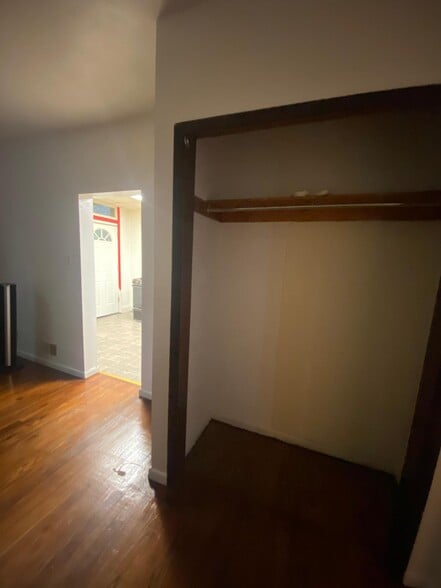 Building Photo - 1508 Ridge Ave