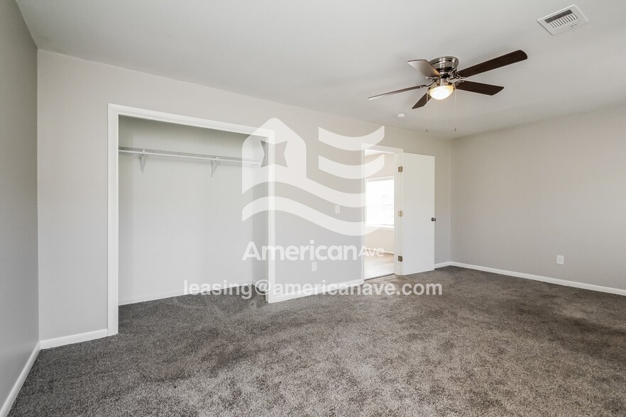 Building Photo - 916 1/2 North Willow Road, 74063; #1977520 - 1977520