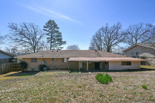 Building Photo - 1331 Starfield Rd