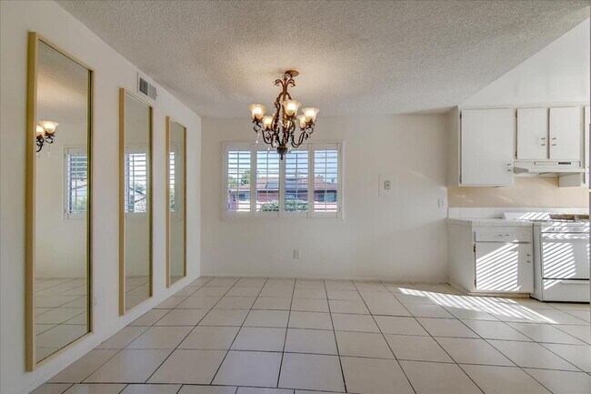 Building Photo - 16755 Parthenia St