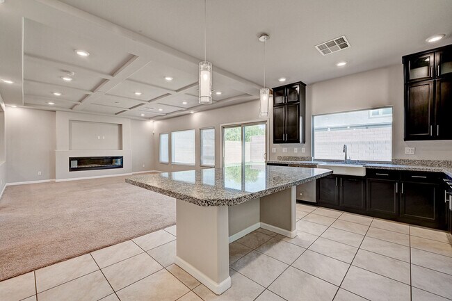 Building Photo - 6626 Tangled Vines Ave