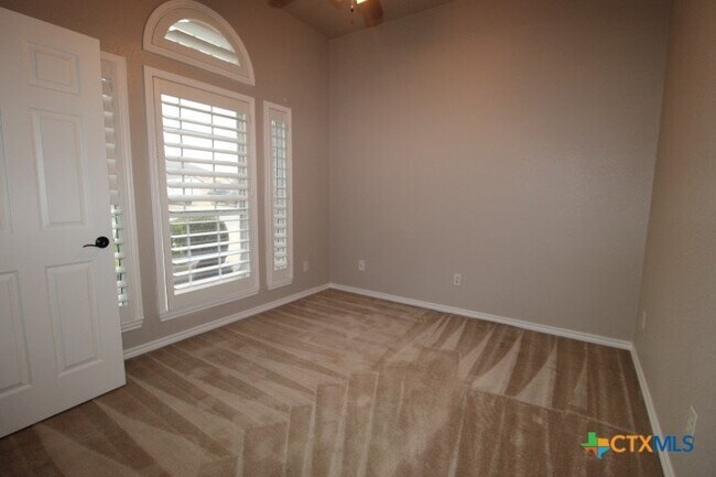 Building Photo - 603 Mustang Trail