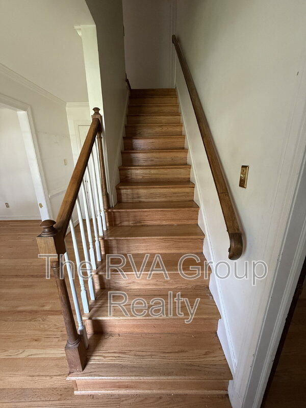 Building Photo - 10075 Aragon Dr