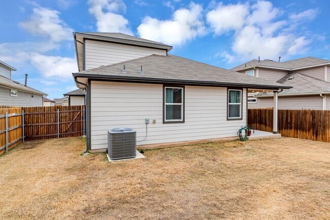 Building Photo - 204 Big Sandy Creek Dr