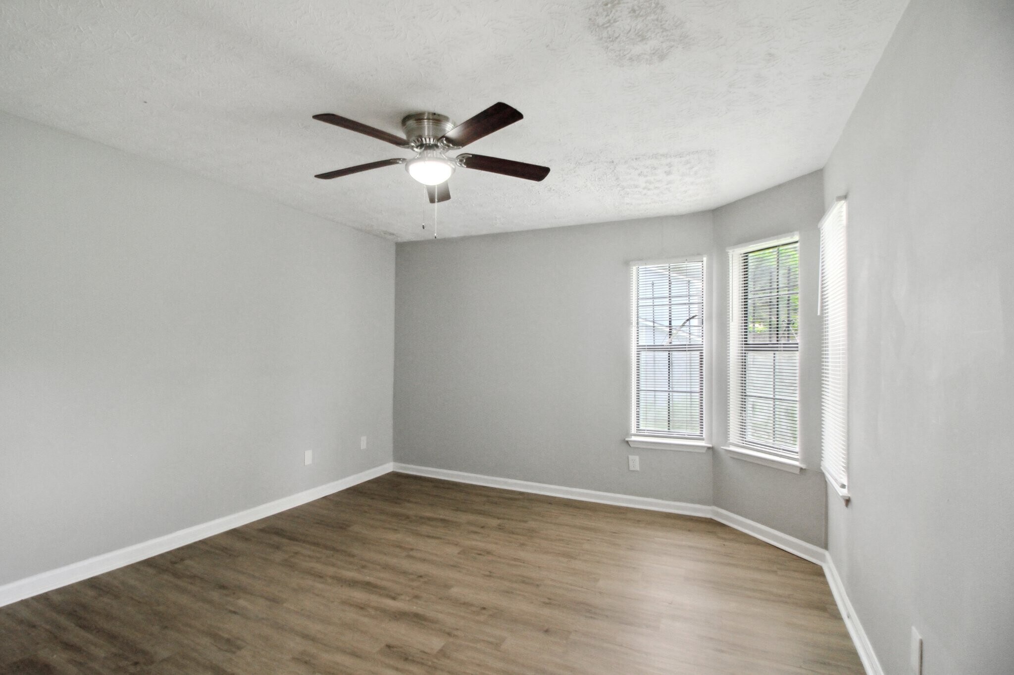 Building Photo - 1131 Cherokee Hts