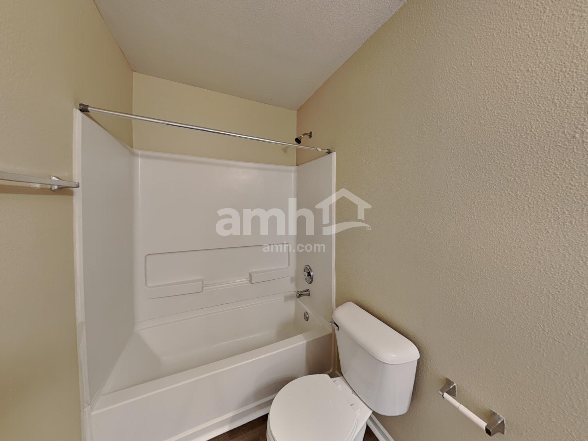 Building Photo - 1373 Bluestem Dr