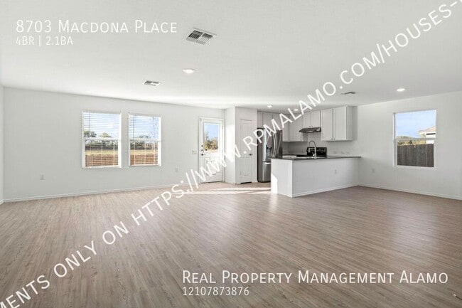 Building Photo - 8703 Macdona Pl