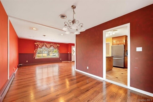 Building Photo - 93 Capital Dr