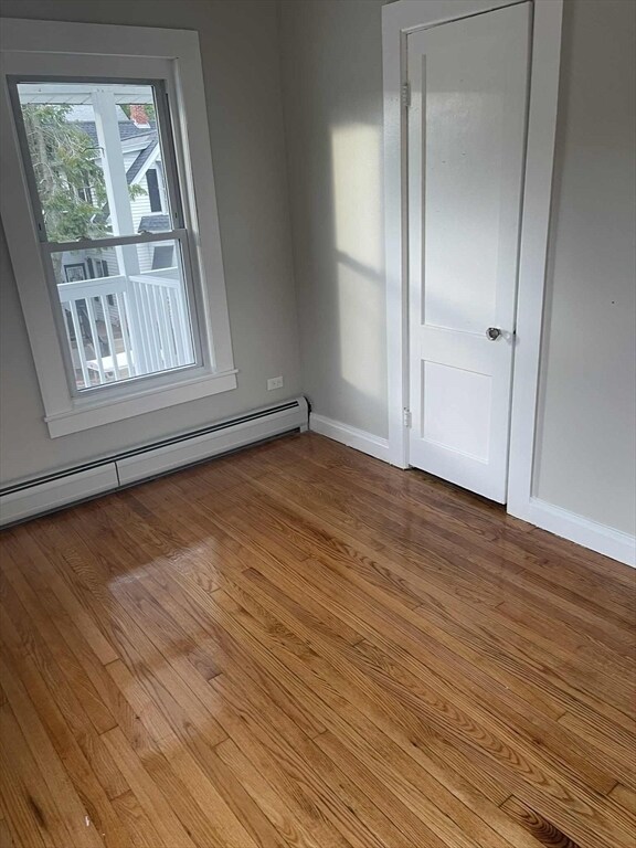 Building Photo - 4031-4037-4037 Pleasant St