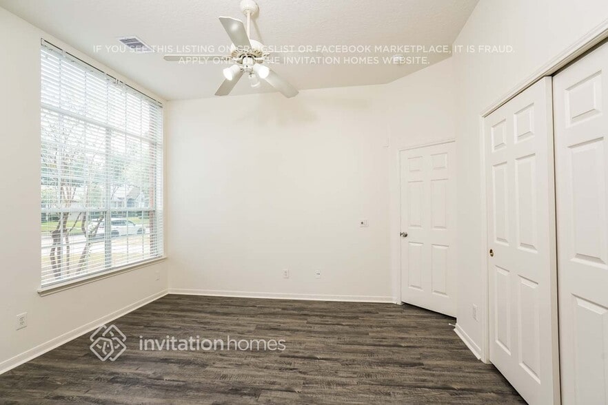 Building Photo - 12802 Magnolia Leaf St