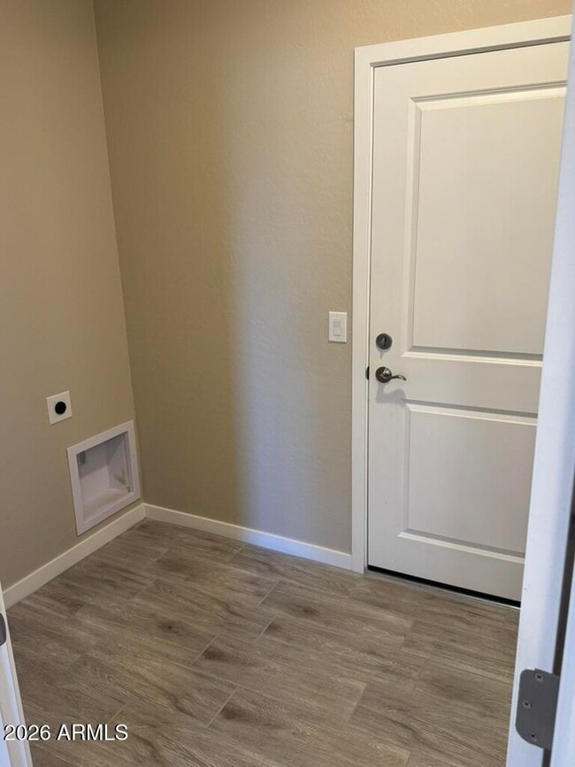 Building Photo - 15235 S Country Club Dr