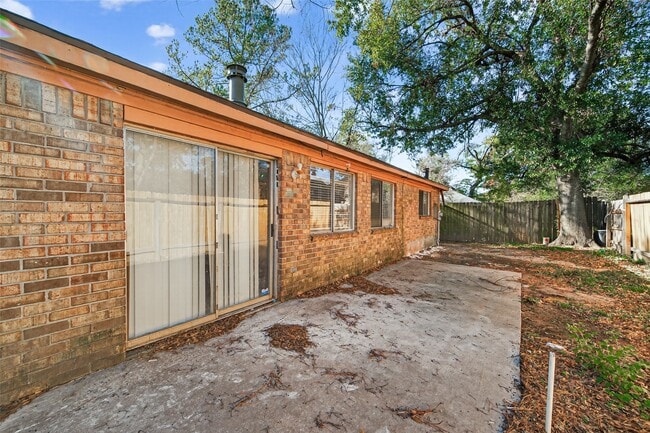 Building Photo - 22723 Timber Dust Cir