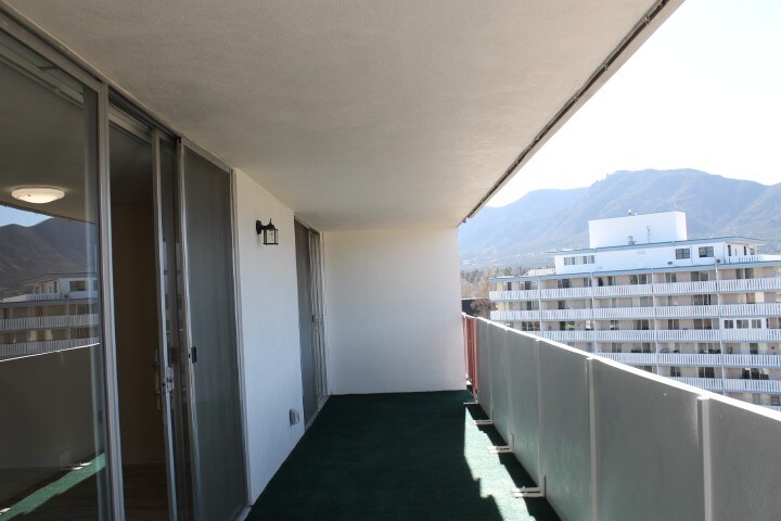 Building Photo - 921 Green Star Dr