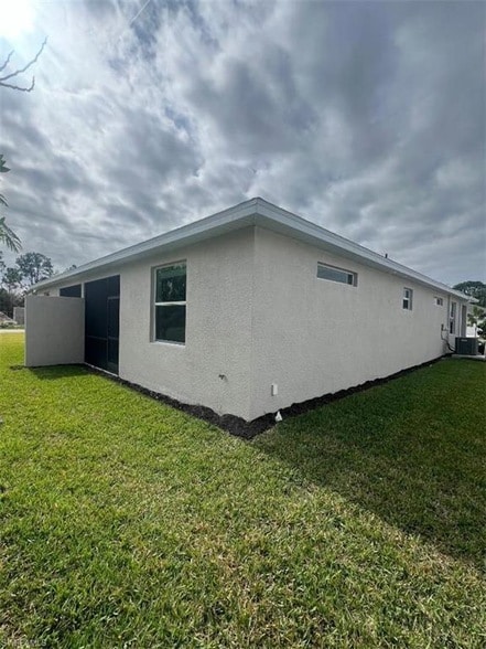 Building Photo - 9099 Leatherwood Loop