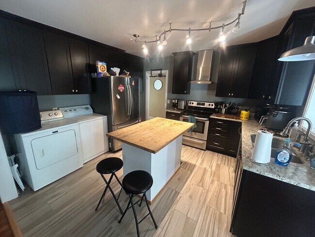 Building Photo - 4826 Kilbourne Rd