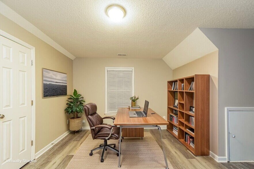 Building Photo - 525 Hidden Cellars Dr