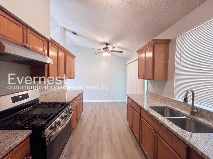 Building Photo - 2510 Corner Shoals Dr