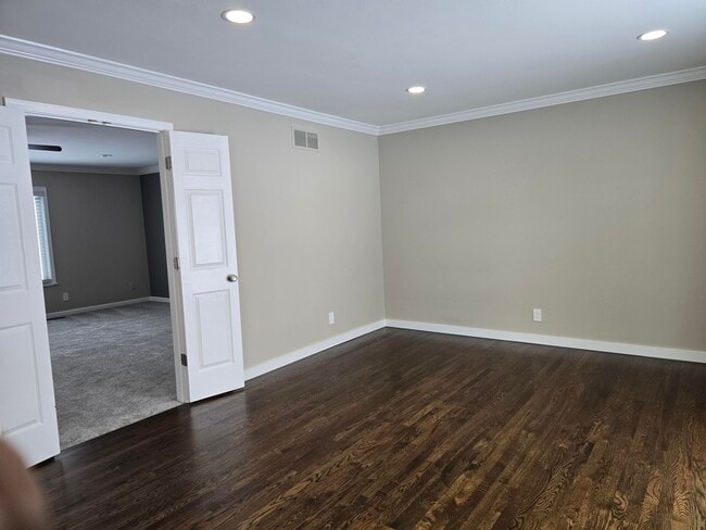 Building Photo - 1021 Whirlaway Dr