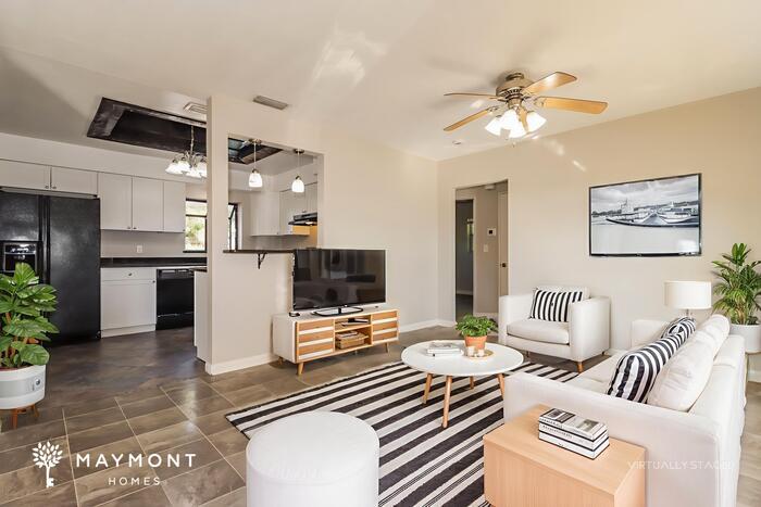 Building Photo - 10849 60th Ave N